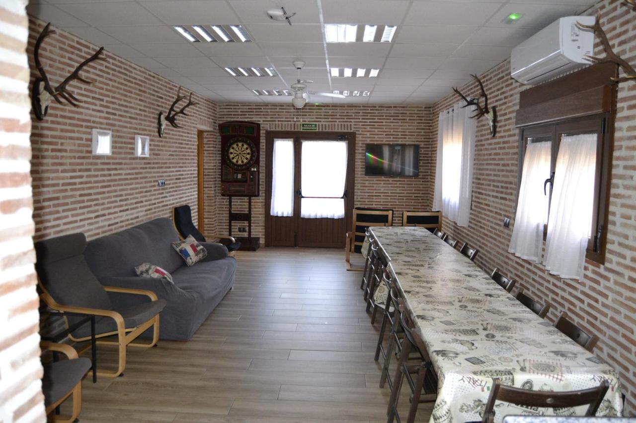 Apartamentos "Casa Rural De Aldea" Aldea del Fresno ภายนอก รูปภาพ