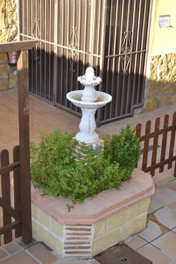 Apartamentos "Casa Rural De Aldea" Aldea del Fresno ภายนอก รูปภาพ