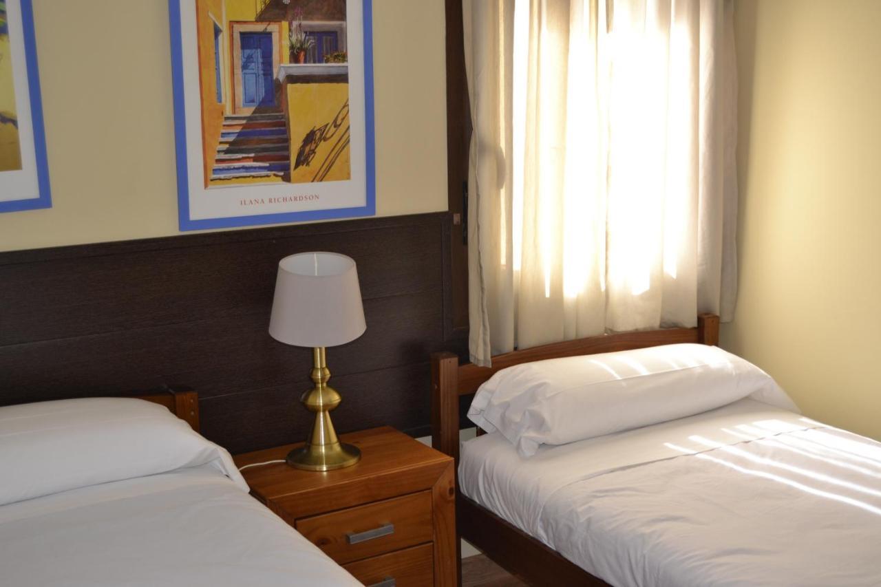 Apartamentos "Casa Rural De Aldea" Aldea del Fresno ภายนอก รูปภาพ