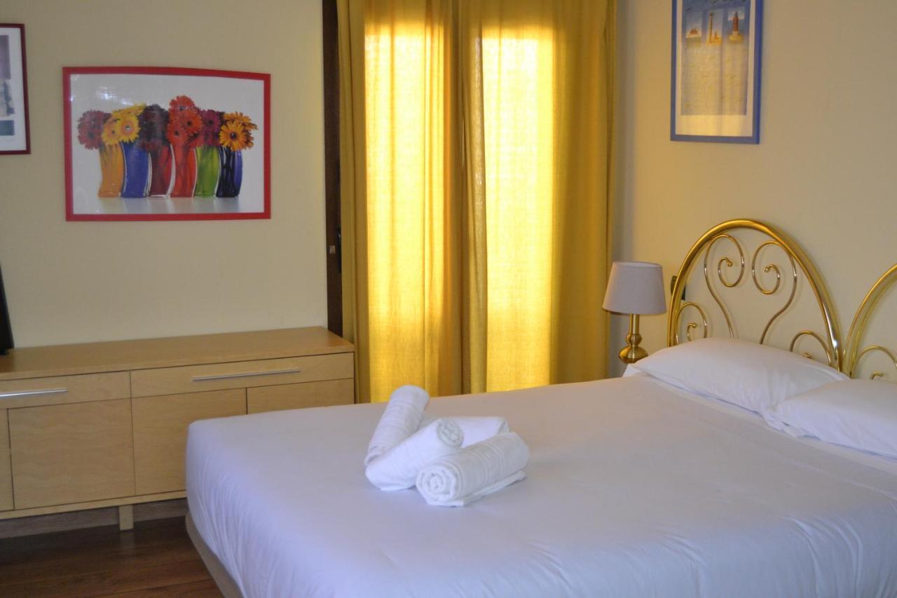 Apartamentos "Casa Rural De Aldea" Aldea del Fresno ภายนอก รูปภาพ