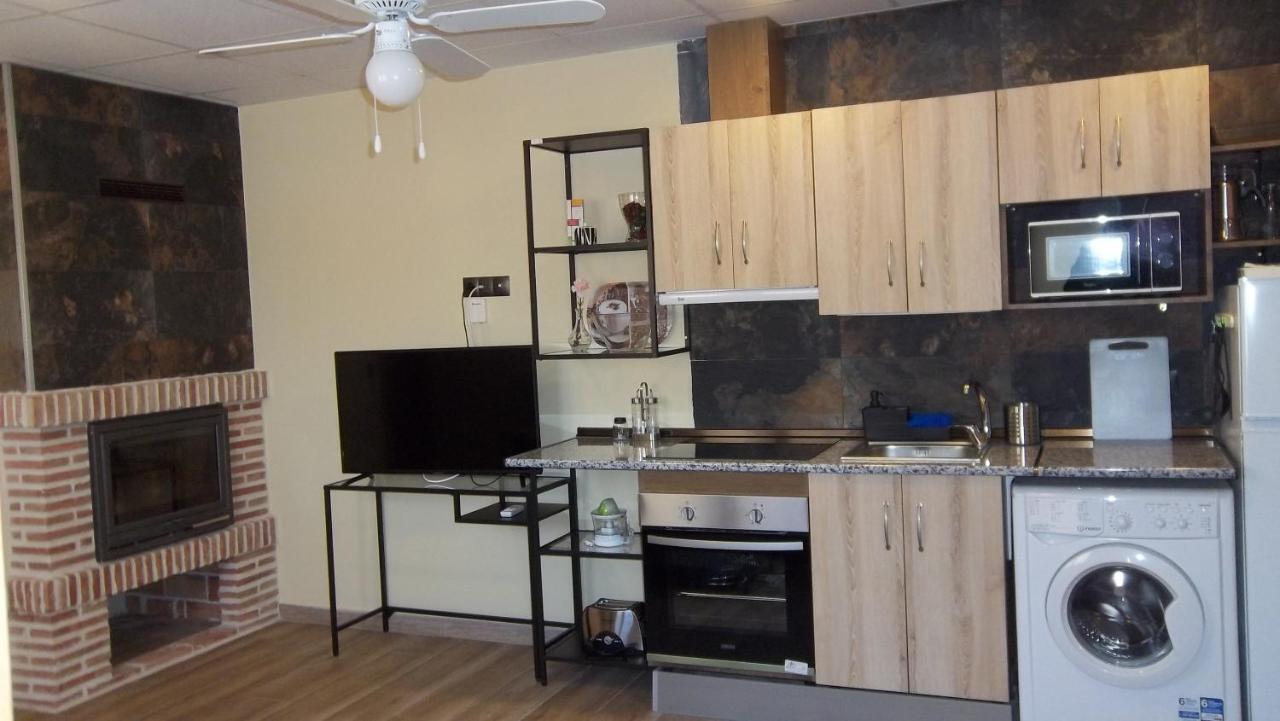 Apartamentos "Casa Rural De Aldea" Aldea del Fresno ภายนอก รูปภาพ