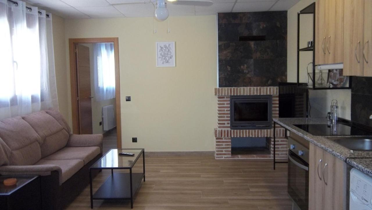 Apartamentos "Casa Rural De Aldea" Aldea del Fresno ภายนอก รูปภาพ